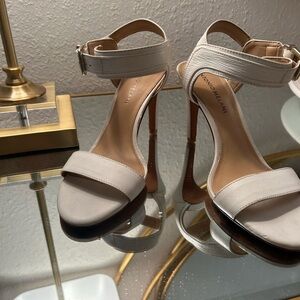 ANTONIO MELANI Ivory Open-Toe Ankle-Strap 3 1/2 in Heels Sz 7